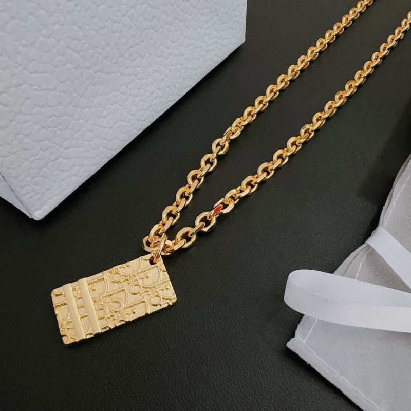 chr1st1an D10r necklaces